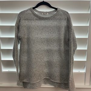 BB Dakota hi-lo thin sweater